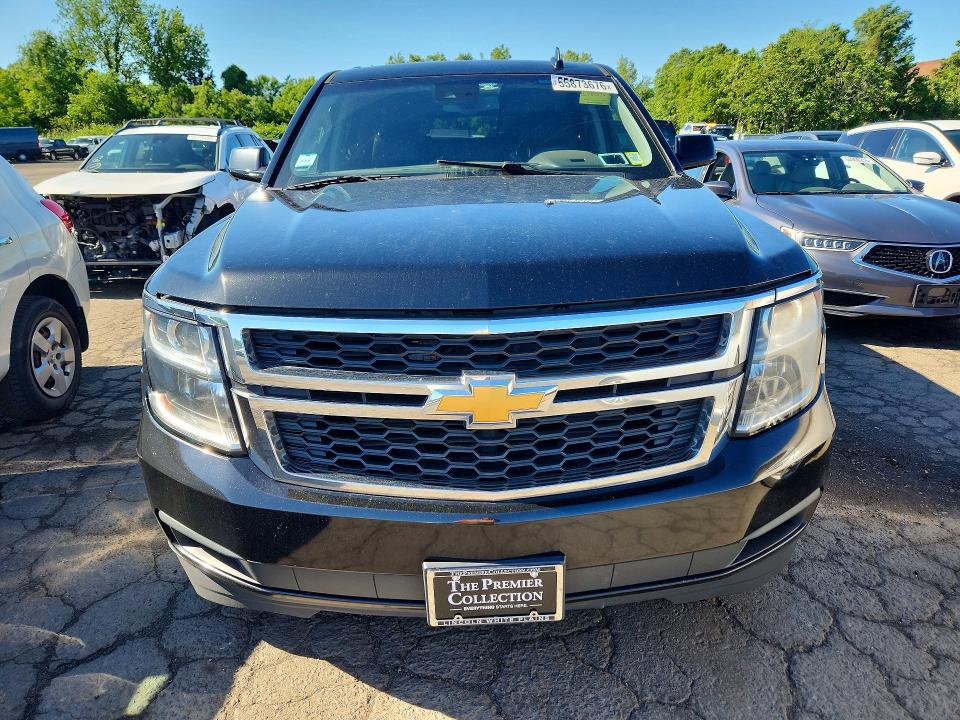 Продажа на аукционе авто 2019 Chevrolet Suburban, vin: 1GNSKHKC0KR186881, номер лота: 55873676
