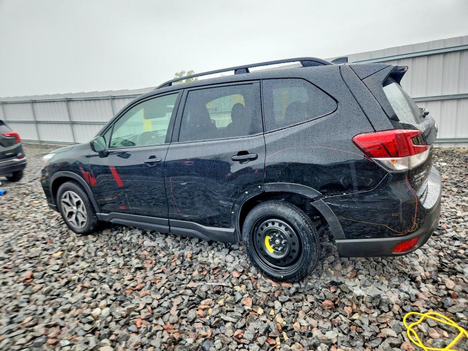 56360166 :رقم المزاد ، JF2SKAFCXMH577671 vin ، 2021 Subaru Forester مزاد بيع