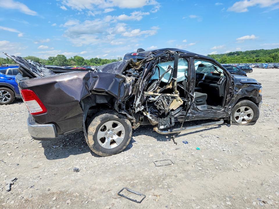 57569066 :رقم المزاد ، 1C6SRFMT2KN555938 vin ، 2019 Ram 1500 مزاد بيع