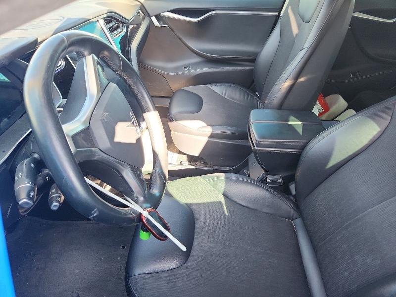 2015 Tesla Model S მანქანა იყიდება აუქციონზე, vin: 5YJSA1E14FF112906, აუქციონის ნომერი: 56004946