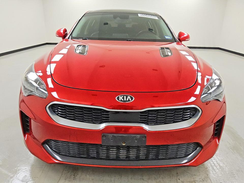 2019 Kia Stinger მანქანა იყიდება აუქციონზე, vin: KNAE25LA4K6059812, აუქციონის ნომერი: 55540686