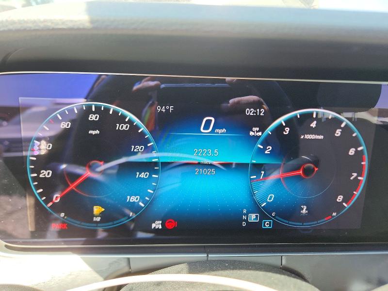 58933066 :رقم المزاد ، W1KZF8DB2MA945585 vin ، 2021 Mercedes-benz E مزاد بيع