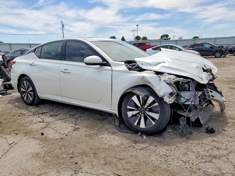 55839596 :رقم المزاد ، 1N4BL4DW4KC130411 vin ، 2019 Nissan Altima مزاد بيع