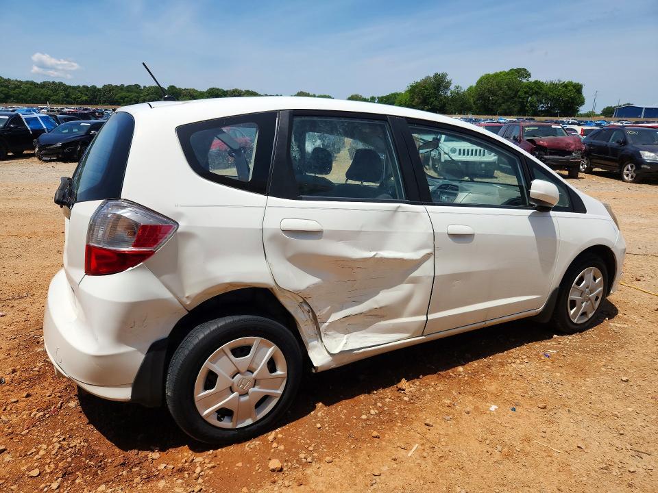 55920236 :رقم المزاد ، JHMGE8G32DC015441 vin ، 2013 Honda Fit مزاد بيع