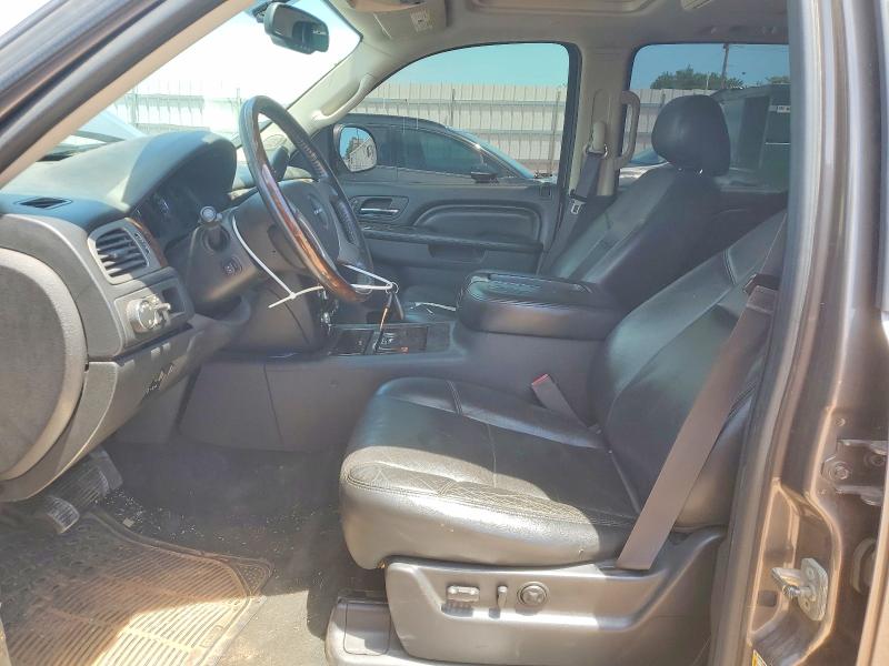 2014 Gmc Yukon Xl მანქანა იყიდება აუქციონზე, vin: 1GKS1MEFXER125198, აუქციონის ნომერი: 57400756