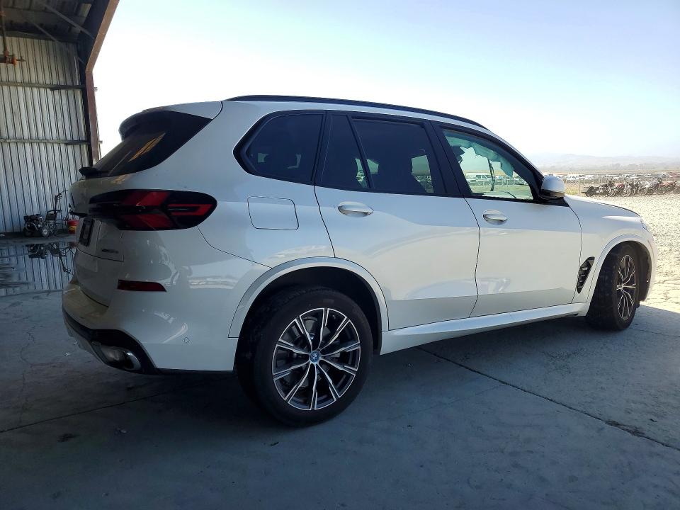 Продажа на аукционе авто 2024 Bmw X5, vin: 5UX43EU04R9T34586, номер лота: 59015016