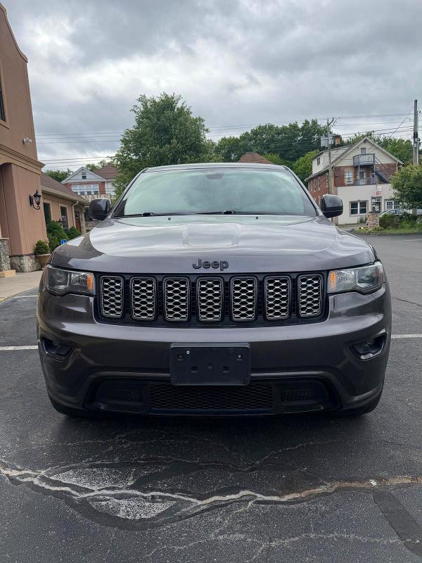 Продаж на аукціоні авто 2018 Jeep Grand Cherokee, vin: 1C4RJFAG4JC147876, номер лоту: 55853376