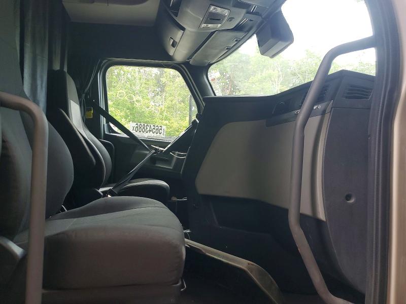 Продаж на аукціоні авто 2021 Freightliner Cascadia 126, vin: 3AKJHHDR3MSMH8723, номер лоту: 56543886