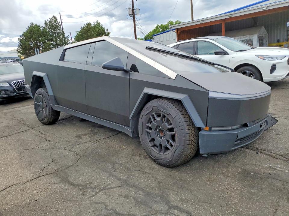 2024 Tesla Cybertruck მანქანა იყიდება აუქციონზე, vin: 7G2CEHEDXRA024436, აუქციონის ნომერი: 56346836