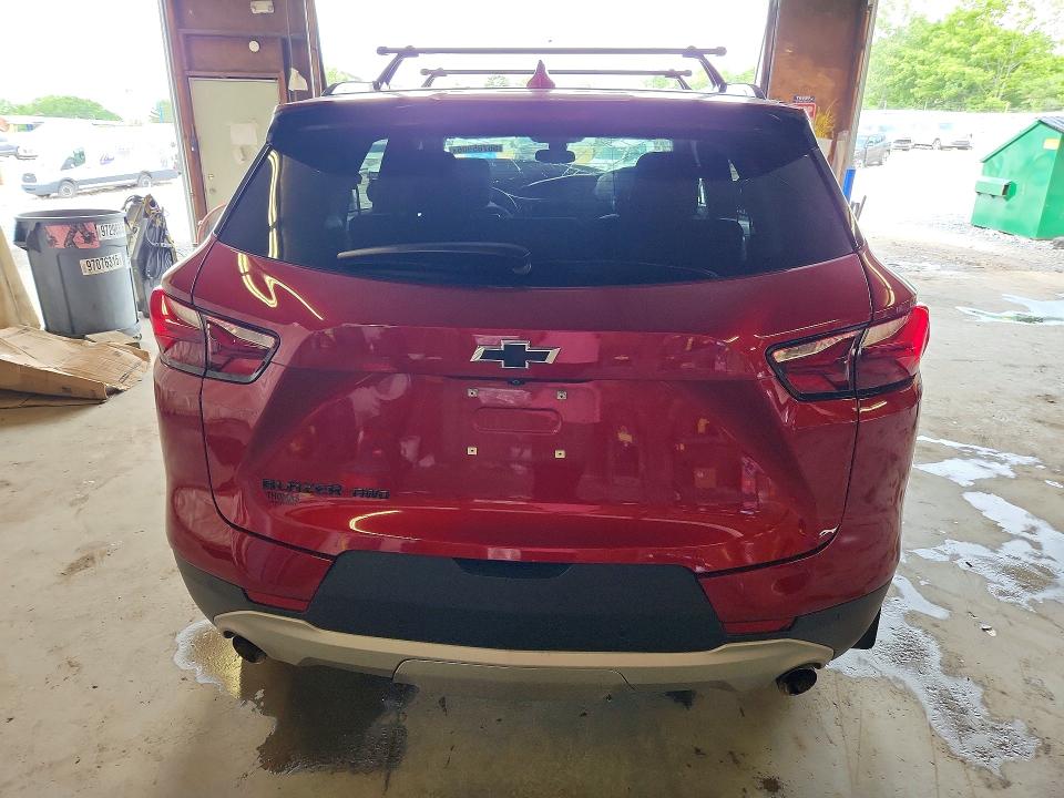56765906 :رقم المزاد ، 3GNKBHRS3MS527011 vin ، 2021 Chevrolet Blazer مزاد بيع