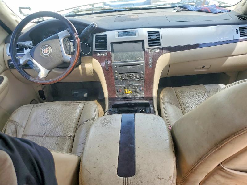 Продаж на аукціоні авто 2008 Cadillac Escalade, vin: 1GYFK63868R101411, номер лоту: 55994866