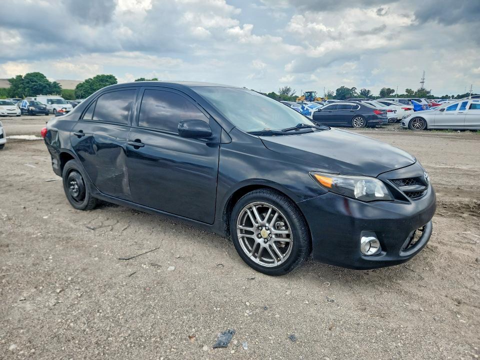 57642356 :رقم المزاد ، 2T1BU4EE7CC912949 vin ، 2012 Toyota Corolla مزاد بيع
