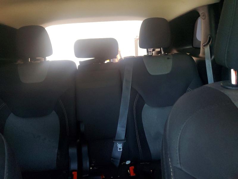 58476656 :رقم المزاد ، 1C4PJLCX2JD612071 vin ، 2018 Jeep Cherokee مزاد بيع
