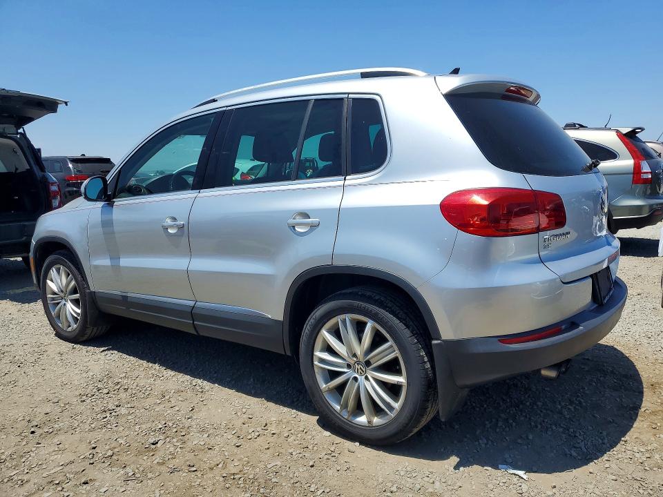 58888086 :رقم المزاد ، WVGBV7AX2GW576013 vin ، 2016 Volkswagen Tiguan مزاد بيع