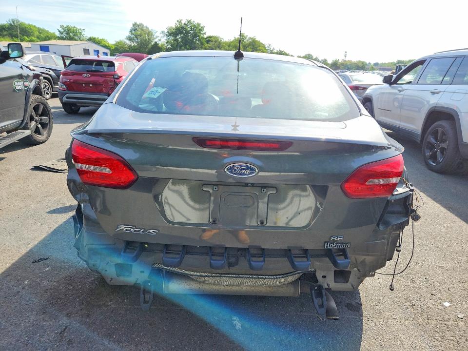 2018 Ford Focus მანქანა იყიდება აუქციონზე, vin: 1FADP3F23JL233996, აუქციონის ნომერი: 58497576