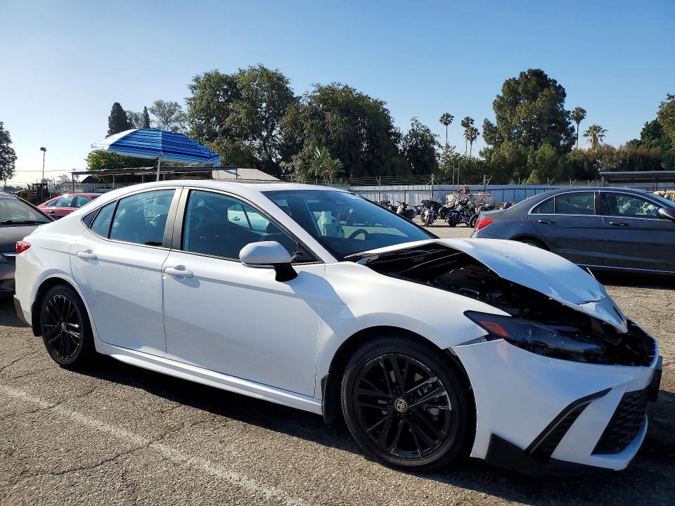 2025 Toyota Camry მანქანა იყიდება აუქციონზე, vin: 4T1DAACK4SU534224, აუქციონის ნომერი: 57384016