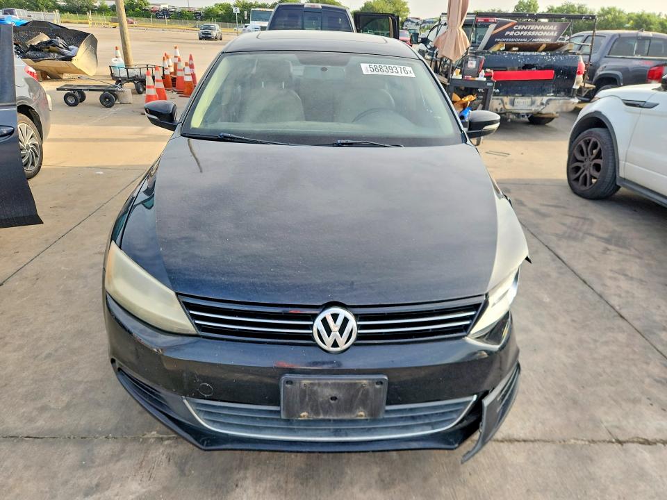 2013 Volkswagen Jetta მანქანა იყიდება აუქციონზე, vin: 3VWDX7AJXDM436304, აუქციონის ნომერი: 58839376