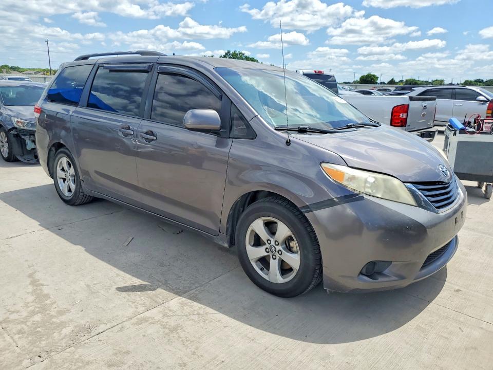 Aukcja sprzedaży 2012 Toyota Sienna, vin: 5TDKK3DC1CS216885, numer aukcji: 55548156
