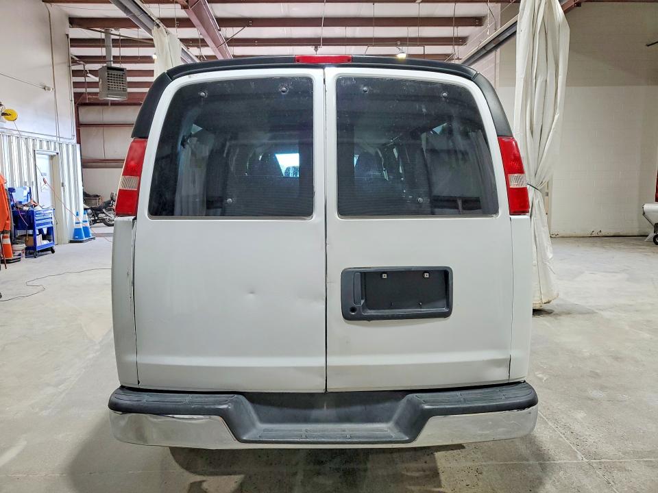 56301436 :رقم المزاد ، 1GAZGPFG9H1138764 vin ، 2017 Chevrolet Express G3500 مزاد بيع