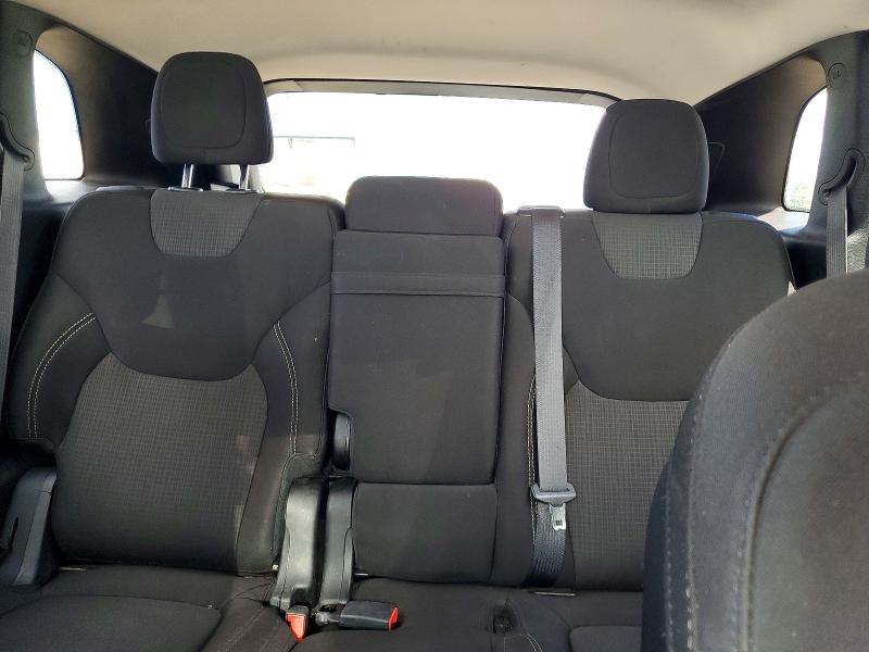 57414656 :رقم المزاد ، 1C4PJMCB1FW772299 vin ، 2015 Jeep Cherokee مزاد بيع