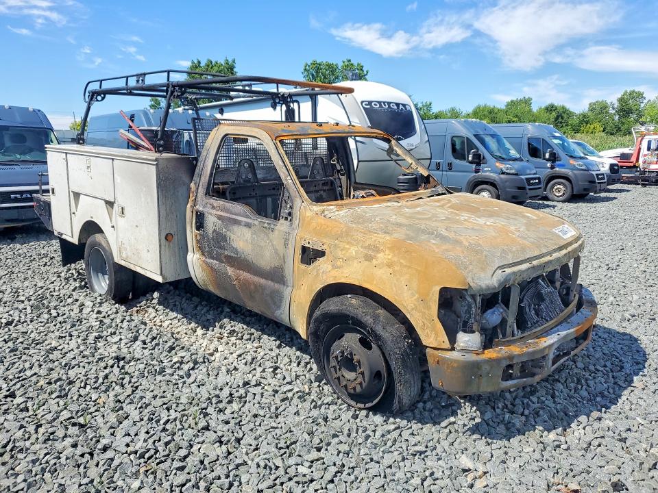 56664176 :رقم المزاد ، 1FD4F46R88EE00122 vin ، 2008 Ford F450 مزاد بيع