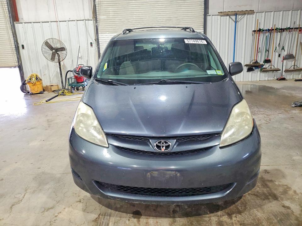 57749616 :رقم المزاد ، 5TDZK23C18S160352 vin ، 2008 Toyota Sienna مزاد بيع