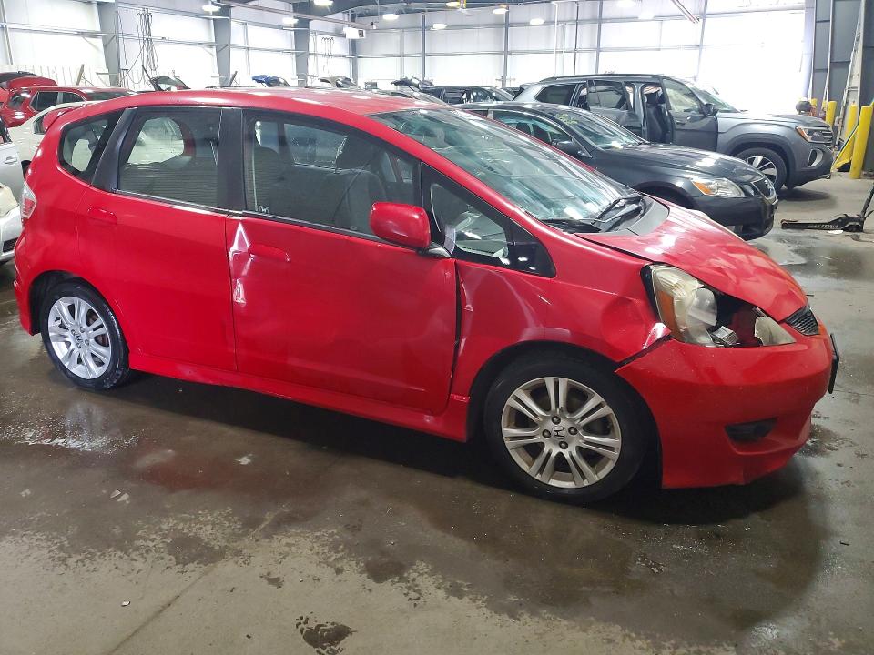 58257116 :رقم المزاد ، JHMGE8H44AC011622 vin ، 2010 Honda Fit مزاد بيع