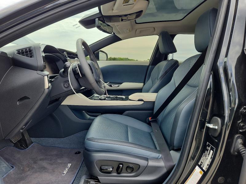 Продаж на аукціоні авто 2024 Lexus Rz, vin: JTJABABB5RA007162, номер лоту: 57657316