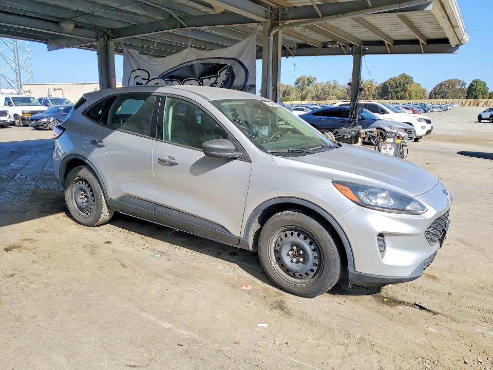 56534806 :رقم المزاد ، 1FMCU0F62LUA11684 vin ، 2020 Ford Escape مزاد بيع