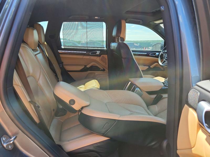 Auction sale of the 2017 Porsche Cayenne, vin: WP1AA2A26HKA92064, lot number: 55784476