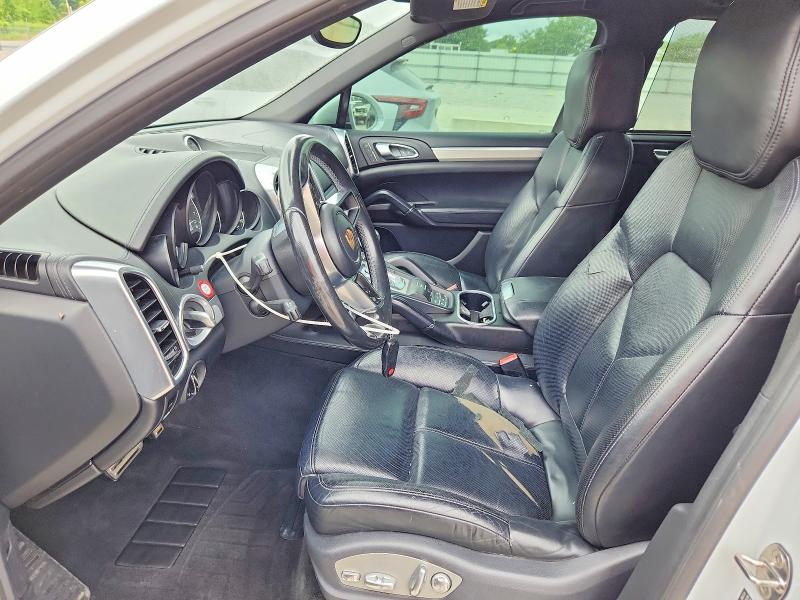55739036 :رقم المزاد ، WP1AE2A24FLA50214 vin ، 2015 Porsche Cayenne مزاد بيع