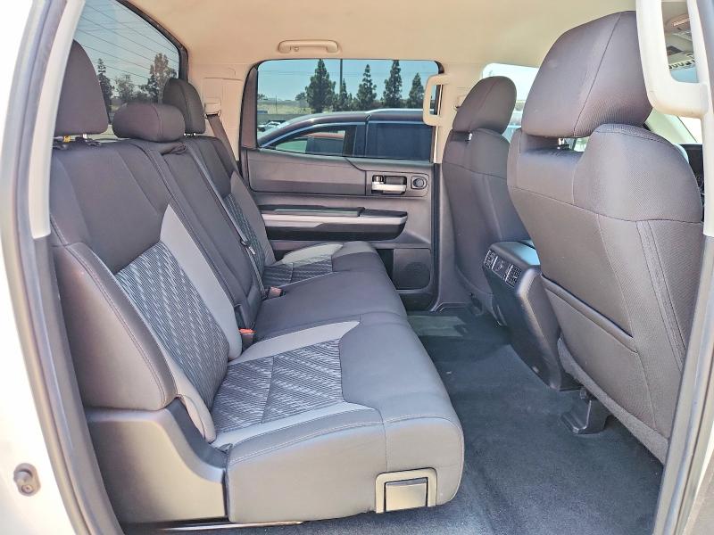57268686 :رقم المزاد ، 5TFEY5F16MX278426 vin ، 2021 Toyota Tundra مزاد بيع
