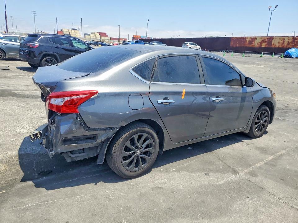 56148366 :رقم المزاد ، 3N1AB7AP7KY405920 vin ، 2019 Nissan Sentra مزاد بيع