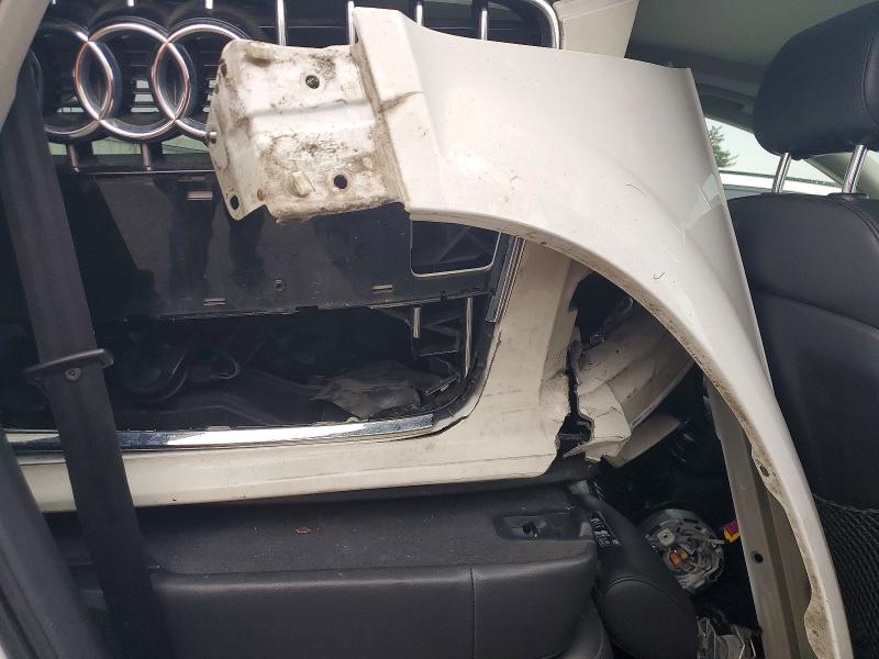 56965176 :رقم المزاد ، WA1LMAFE0BD007840 vin ، 2011 Audi Q7 مزاد بيع