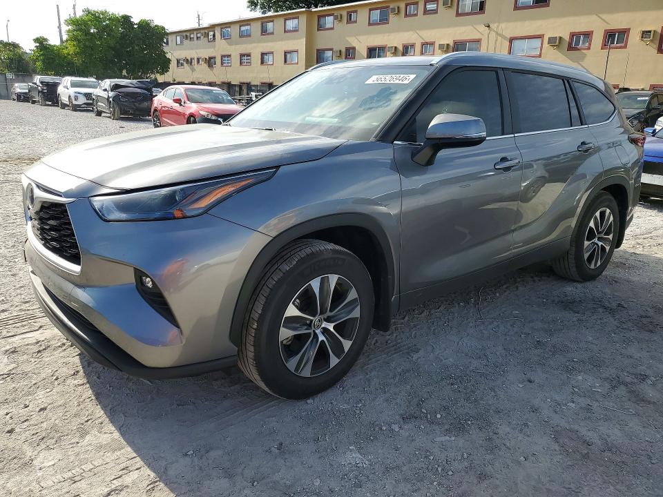 Auction sale of the 2025 Toyota Highlander, vin: 5TDKDRAH1SS558204, lot number: 56526946