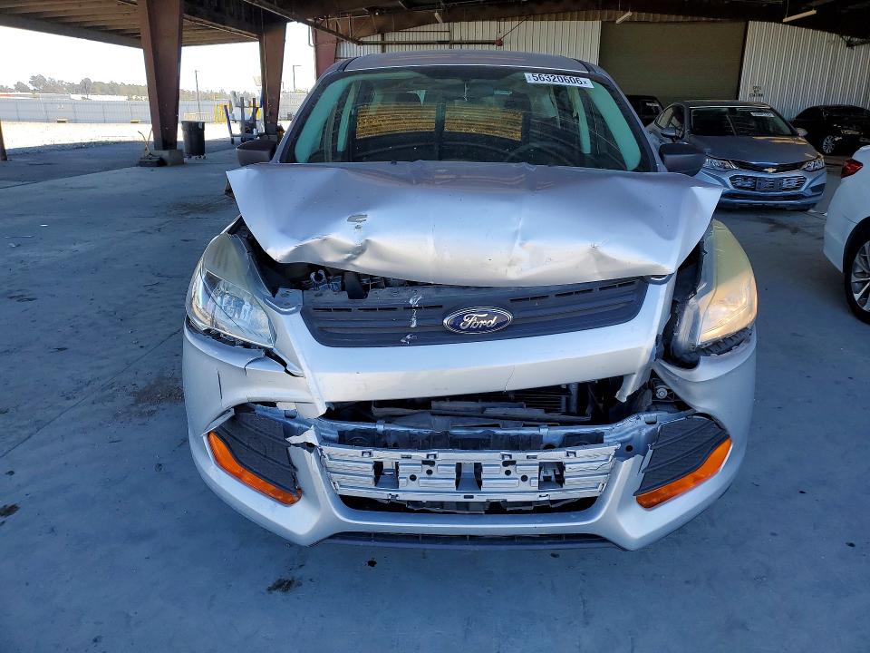 56320606 :رقم المزاد ، 1FMCU0F72FUA73910 vin ، 2015 Ford Escape مزاد بيع