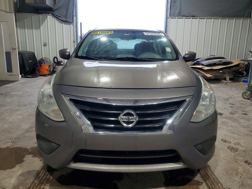 57529046 :رقم المزاد ، 3N1CN7AP0FL827319 vin ، 2015 Nissan Versa مزاد بيع