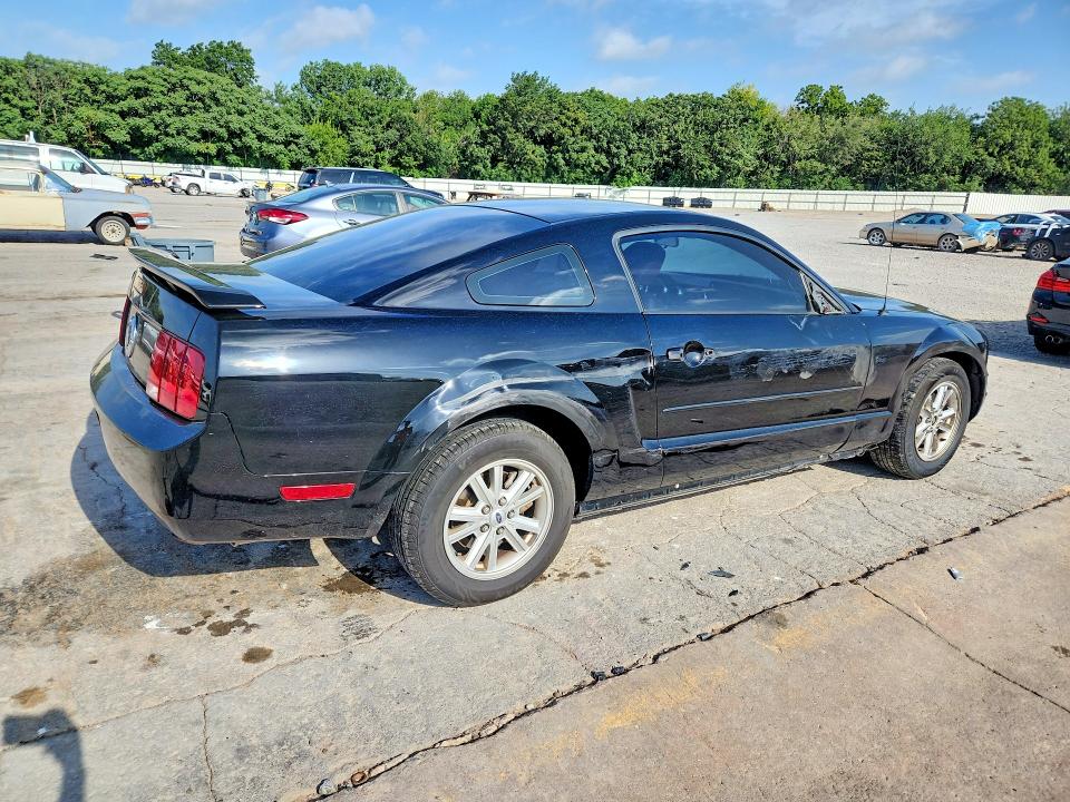 58009096 :رقم المزاد ، 1ZVFT80NX55154573 vin ، 2005 Ford Mustang مزاد بيع