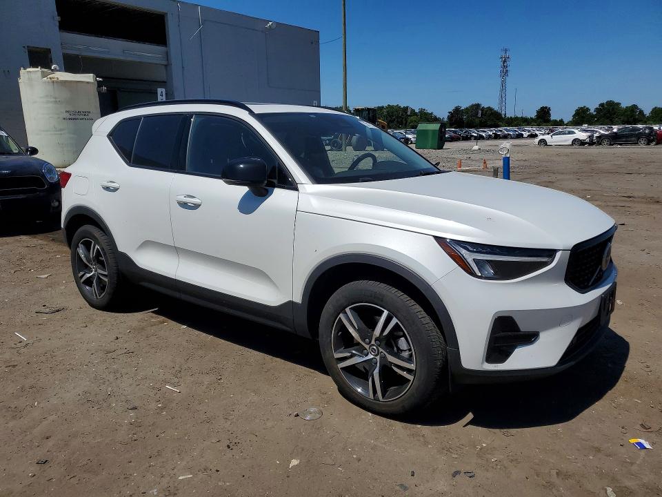 Продажа на аукционе авто 2024 Volvo Xc40, vin: YV4L12UKXR2228944, номер лота: 55812116