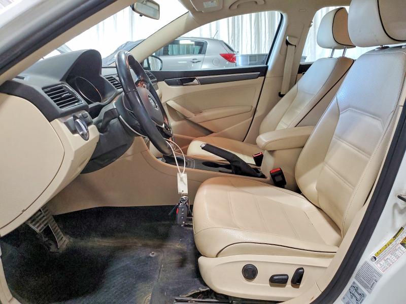 Продажа на аукционе авто 2018 Volkswagen Passat, vin: 1VWAA7A32JC016619, номер лота: 57204106