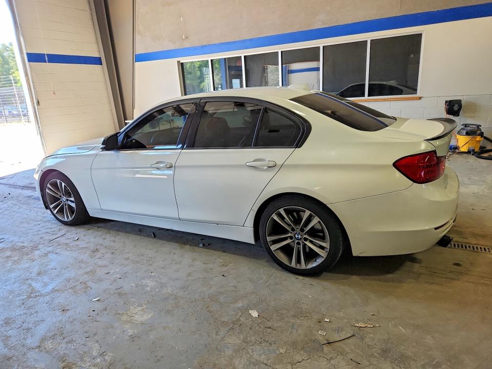 56111226 :رقم المزاد ، WBA3A9G53DNP37618 vin ، 2013 Bmw 335 مزاد بيع