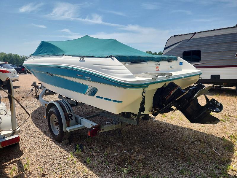 56816426 :رقم المزاد ، SERRD222C394 vin ، 1994 Sea Ray In/outboard مزاد بيع