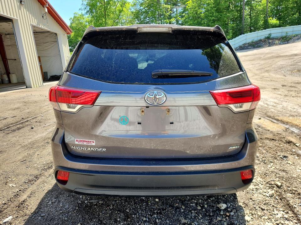 2019 Toyota Highlander მანქანა იყიდება აუქციონზე, vin: 5TDBZRFH1KS722495, აუქციონის ნომერი: 56312426