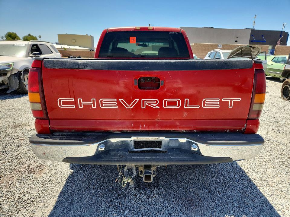 Продаж на аукціоні авто 2002 Chevrolet Silverado, vin: 2GCEC19TX21142945, номер лоту: 56692466