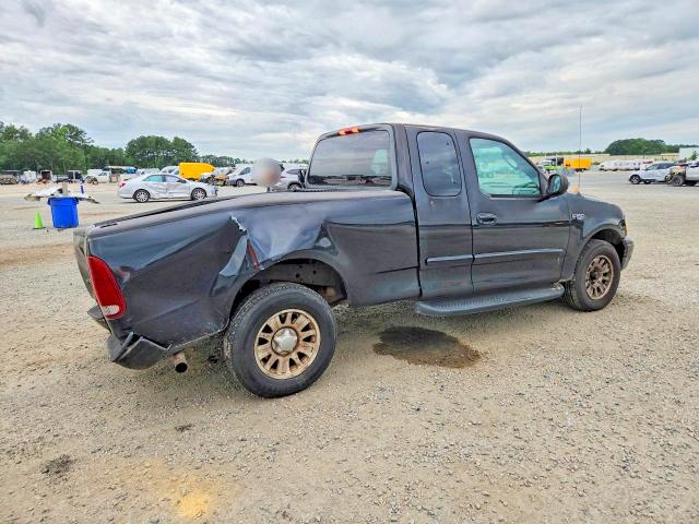 57148196 :رقم المزاد ، 1FTRX17283NB06185 vin ، 2003 Ford F150 مزاد بيع