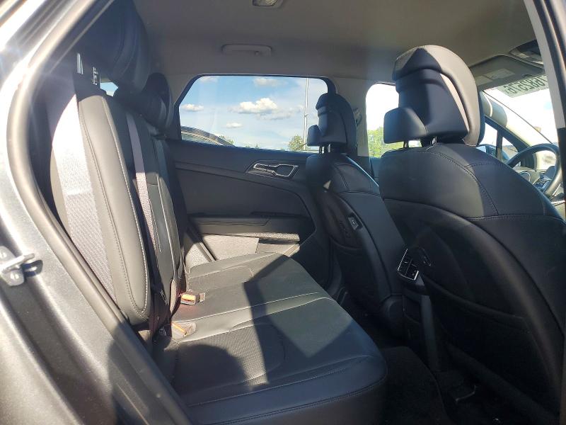 Продажа на аукционе авто 2023 Kia Sportage, vin: KNDPVCAG6P7106225, номер лота: 57682576