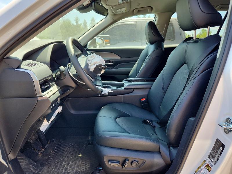 2026 Toyota Grand Highlander მანქანა იყიდება აუქციონზე, vin: 5TDAAAB54TS122751, აუქციონის ნომერი: 54656476