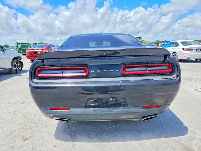 56542816 :رقم المزاد ، 2C3CDZAG3JH241649 vin ، 2018 Dodge Challenger مزاد بيع