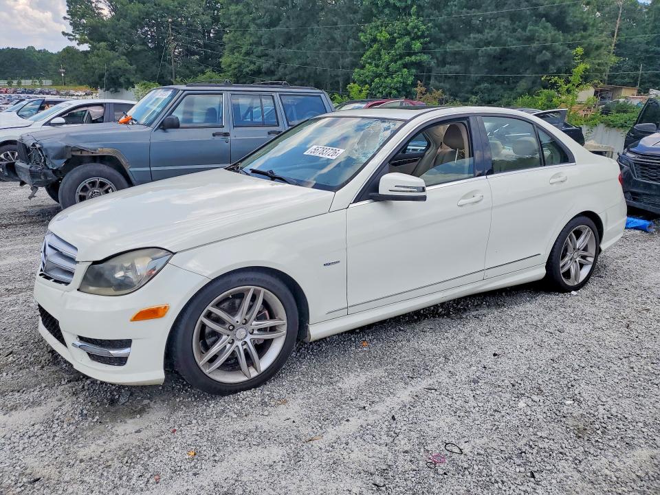 56783726 :رقم المزاد ، WDDGF4HB4CR194211 vin ، 2012 Mercedes-benz C مزاد بيع