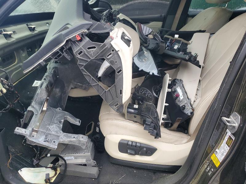 52938976 :رقم المزاد ، 5UXKR0C55H0U50212 vin ، 2017 Bmw X5 مزاد بيع